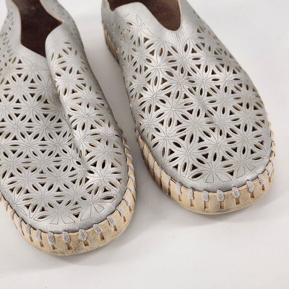Ilse Jacobsen Tulip Perforated Metallic Slip On Comfort Shoes Size EU38 Silver - Picture 3 of 8